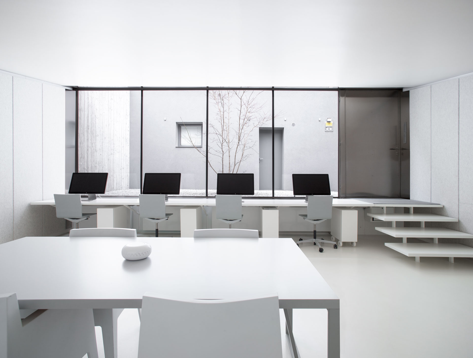 Studio-Miklavc-Building-3